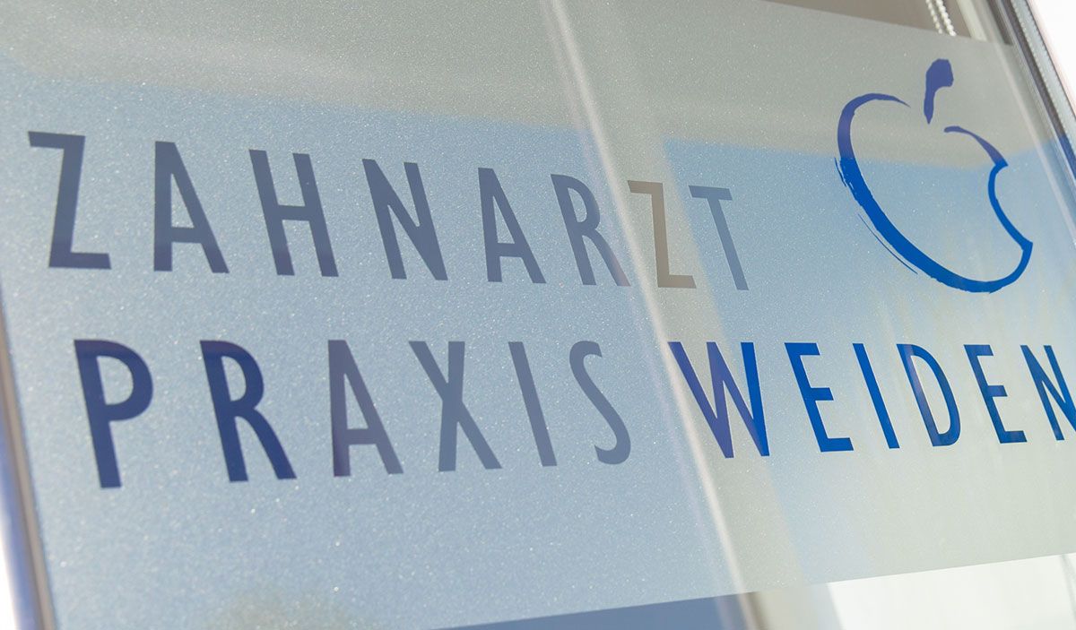 Abbildung: Stellenangebote - Werde Teil unseres Teams | Zahnarztpraxis Weiden in Köln | TEL: +49 2234 716 68