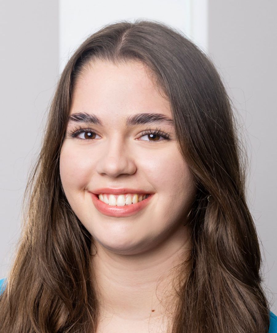 Abbildung: Salah Osman – Auszubildender| Zahnarztpraxis Köln Weiden