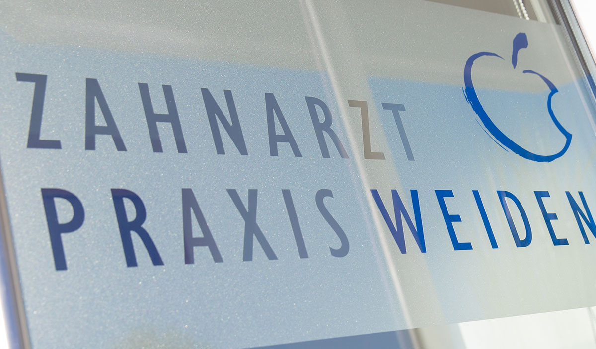 Abbildung: Stellenangebote - Werde Teil unseres Teams | Zahnarztpraxis Weiden in Köln | TEL: +49 2234 716 68